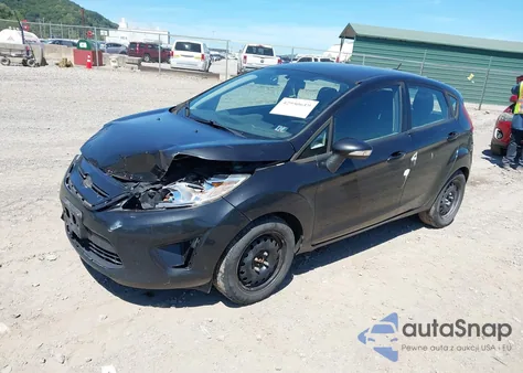 2013 Ford Fiesta Se z USA, uszkodzony, nr VIN 3FADP4EJ1DM186839